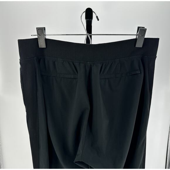 Athleta Brooklyn Ankle Pant Black Size 8 Women’s Slim Ankle Travel Work Pants - Picture 5 of 8